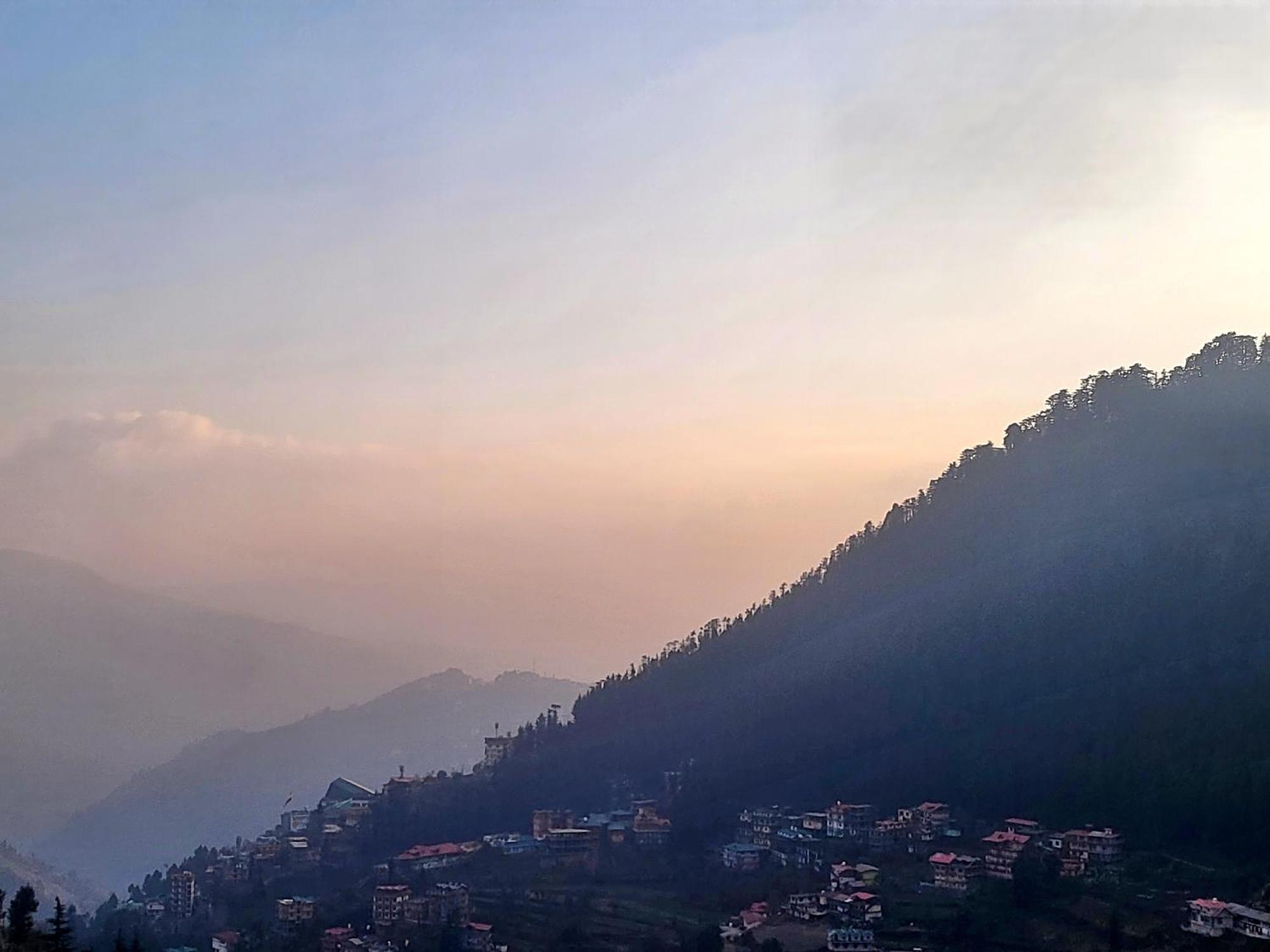 Bay Leaf By Live Inn Shimla Extérieur photo
