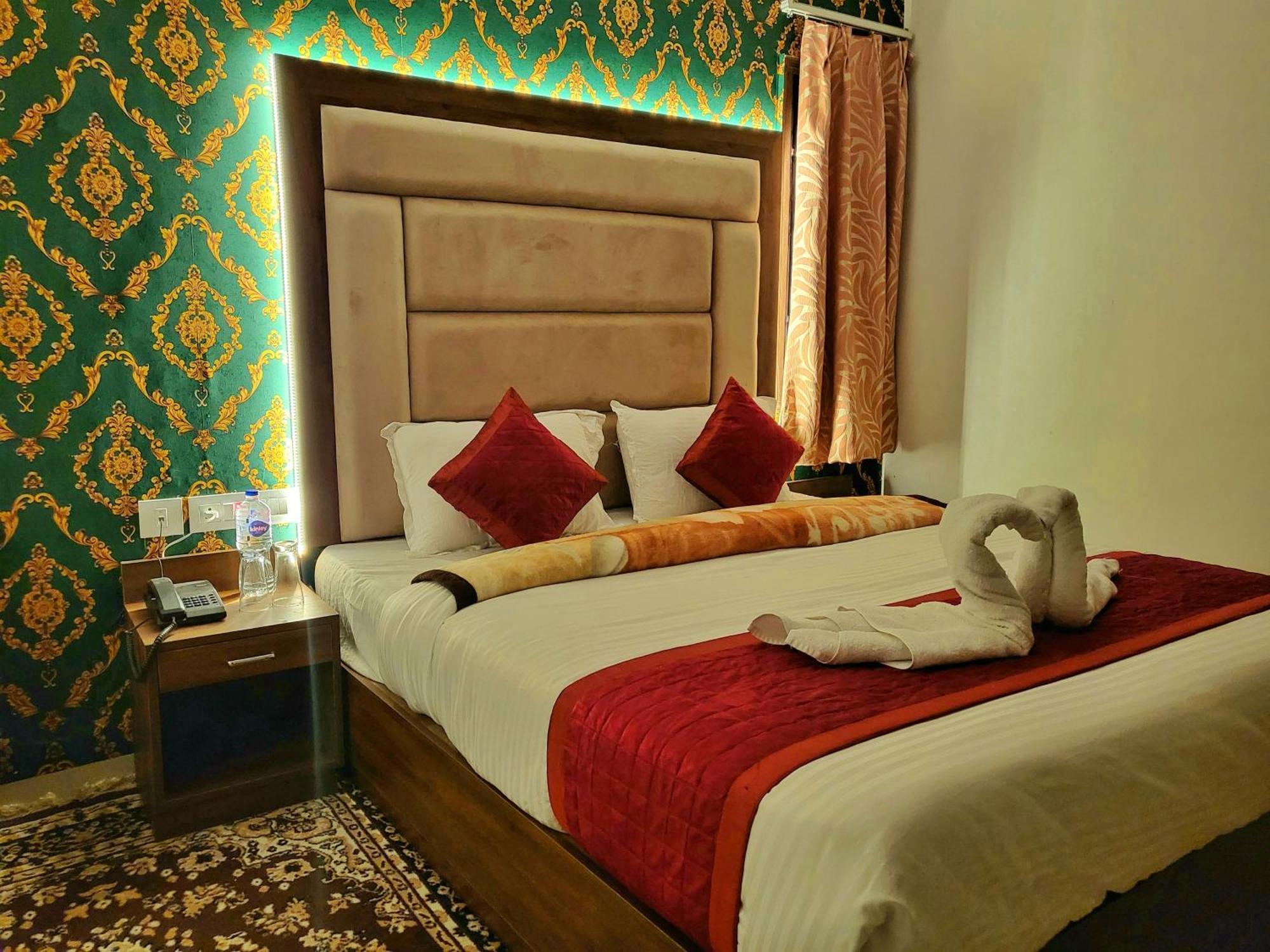 Bay Leaf By Live Inn Shimla Extérieur photo